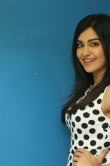 adah-sharma-during-her-interview-new-pics-175869