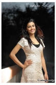 anisha-ambrose-in-a-second-hand-lover-movie-28134
