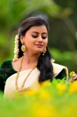 Ansiba Hassan in saree photo shoot stills (16)