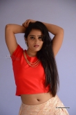 actress-anusha-stills-37311