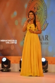 Aishwarya Rajesh in Tamilnadu Awards 2018 stills (69)