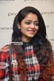 Janani Iyer at Autumn Winter Collection 2017 Launch (6)