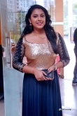 jewel-mary-at-pattanam-rasheed-daughter-wedding-88990