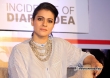 kajol-at-the-announcement-of-help-a-child-research-15575