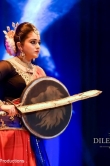 Kavya Madhavan at dileep show 2017 (8)
