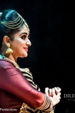 Kavya Madhavan at dileep show 2017 (9)
