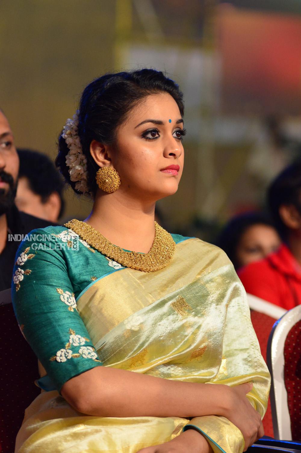 Keerthi Suresh At Asianet Film Awards 2018 9 Here is the list of malayalam films released in 2018. keerthi suresh at asianet film awards