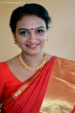 krishana-prabha-at-muktha-reception-32280