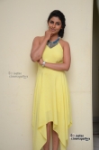 kruthika-jayakumar-stills-in-yellow-dress303852