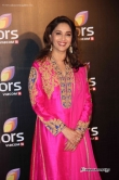 madhuri-dixit-at-star-studded-colors-party-20142764