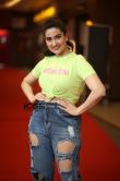 anchor-manjusha-in-jeans-and-top-hd-stills-12