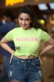 anchor-manjusha-in-jeans-and-top-hd-stills-13