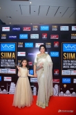 Meena at siima awards 2017 (2)