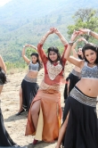 naina-sarwar-stills-in-adra-machan-visilu-movie-104642