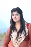 naina-sarwar-stills-in-adra-machan-visilu-movie-292074
