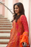 nanditha-raj-at-savitri-movie-success-meet-184714