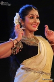 navya-nair-dance-at-karikkakam-devi-temple-207129
