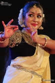 navya-nair-dance-at-karikkakam-devi-temple-215445