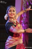 navya-nair-dance-at-karikkakam-devi-temple-91025