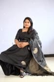 nirosha in black saree stills july 2018 (5)
