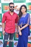 Poonam Kaur at Nandu En Nanban Movie Launch (4)