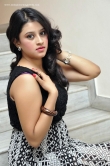 actress-priya-stills-84168