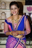 priya-anduluri-at-manepally-dhanteras-jewellery-4969