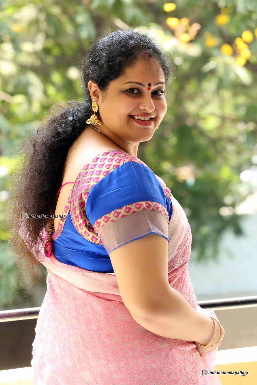 Raasi (Mantra) Actress Photos Stills Gallery
