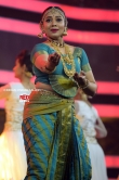 Rachana Narayanankutty dance at red fm music awards 2019 (3)
