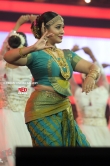Rachana Narayanankutty dance at red fm music awards 2019 (5)
