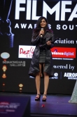 Ritika Singh at filmfare awards 2018 (4)