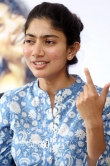 Sai pallavi during her interview (14)