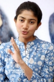 Sai pallavi during her interview (19)