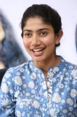 Sai pallavi during her interview (20)