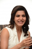Samantha-duing-her-interview-about-quitting-films-(5)4333