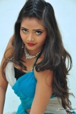 sreya-vyas-in-dance-dress-during-24-movie-audio-launch-14911