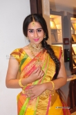 simrath-juneja-at-manepally-jewellers-wedding-collection-launch-157339