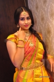 simrath-juneja-at-manepally-jewellers-wedding-collection-launch-25243