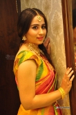 simrath-juneja-at-manepally-jewellers-wedding-collection-launch-37380