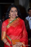 Suhasini Maniratnam at south filmfare awards 2017 (10)