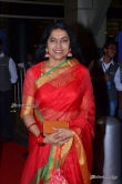 Suhasini Maniratnam at south filmfare awards 2017 (5)