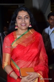 Suhasini Maniratnam at south filmfare awards 2017 (9)