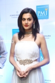 Taapsee Pannu launches Forevermark diamond collection at PMJ Jewels stills (25)