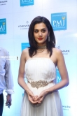 Taapsee Pannu launches Forevermark diamond collection at PMJ Jewels stills (27)