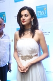 Taapsee Pannu launches Forevermark diamond collection at PMJ Jewels stills (32)