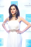Taapsee Pannu launches Forevermark diamond collection at PMJ Jewels stills (42)