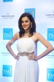 Taapsee Pannu launches Forevermark diamond collection at PMJ Jewels stills (43)