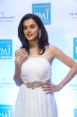 Taapsee Pannu launches Forevermark diamond collection at PMJ Jewels stills (6)