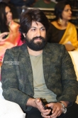 Yash at KGF pre release function (8)