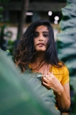 Actress Divyansha Kaushik Stills (25)